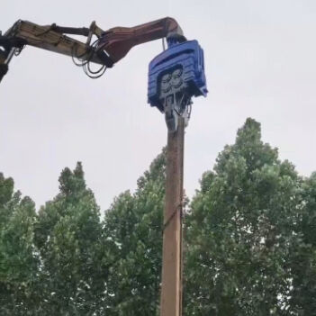 Cuatro hincadores de pilotes excéntricos de alta fuerza motriz: ideal para proyectos de pilotes de 48 a 52 toneladas