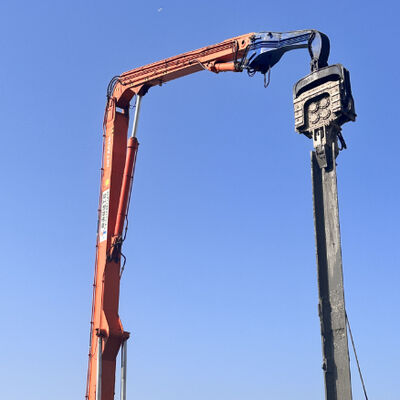 FV-800 conductor de pilas Sistema de cambio rápido de herramientas y solución de adaptación de espacio confinado para apilar láminas de acero a gran escala